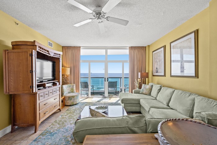 Laguna Keyes PH6 | Oceanfront Cherry Grove Luxury Condo | Pool ...