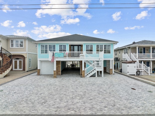 Memories Made Here | Luxury Channel House Cherry Grove | Hot Tub ...