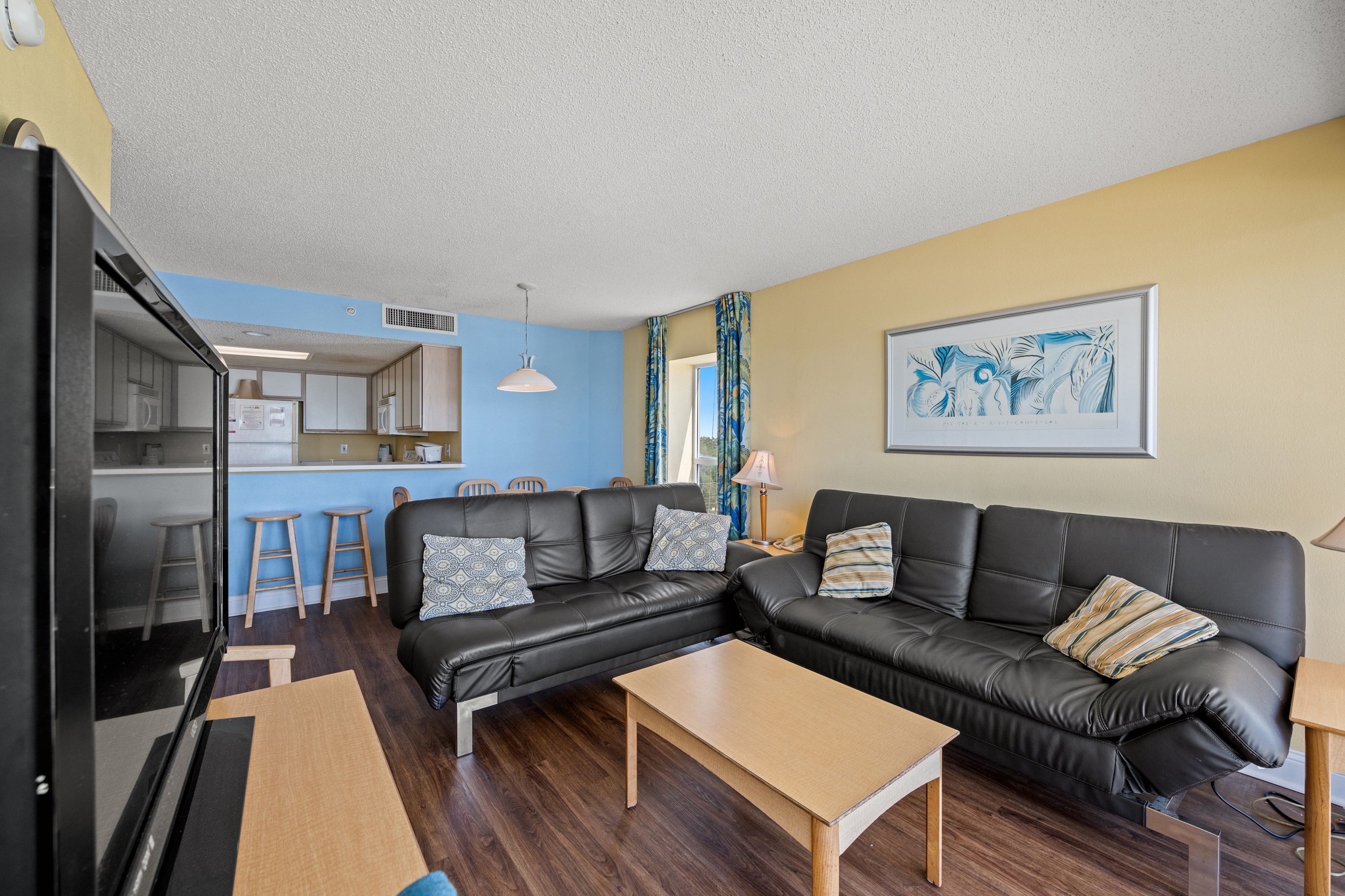 Baywatch Resort 802 Crescent Beach Oceanfront Vacation Condos